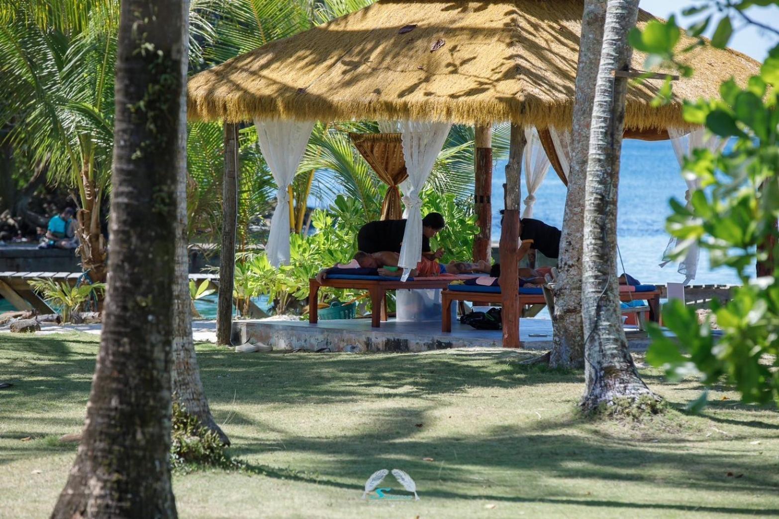Suanya Kohkood Resort And Spa Ko Kut Exterior photo