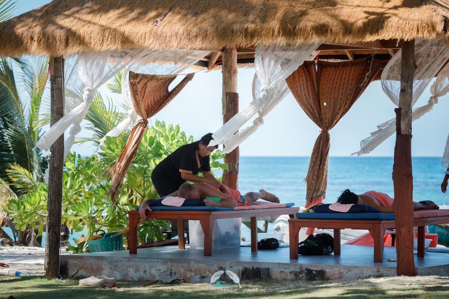 Suanya Kohkood Resort And Spa Ko Kut Exterior photo