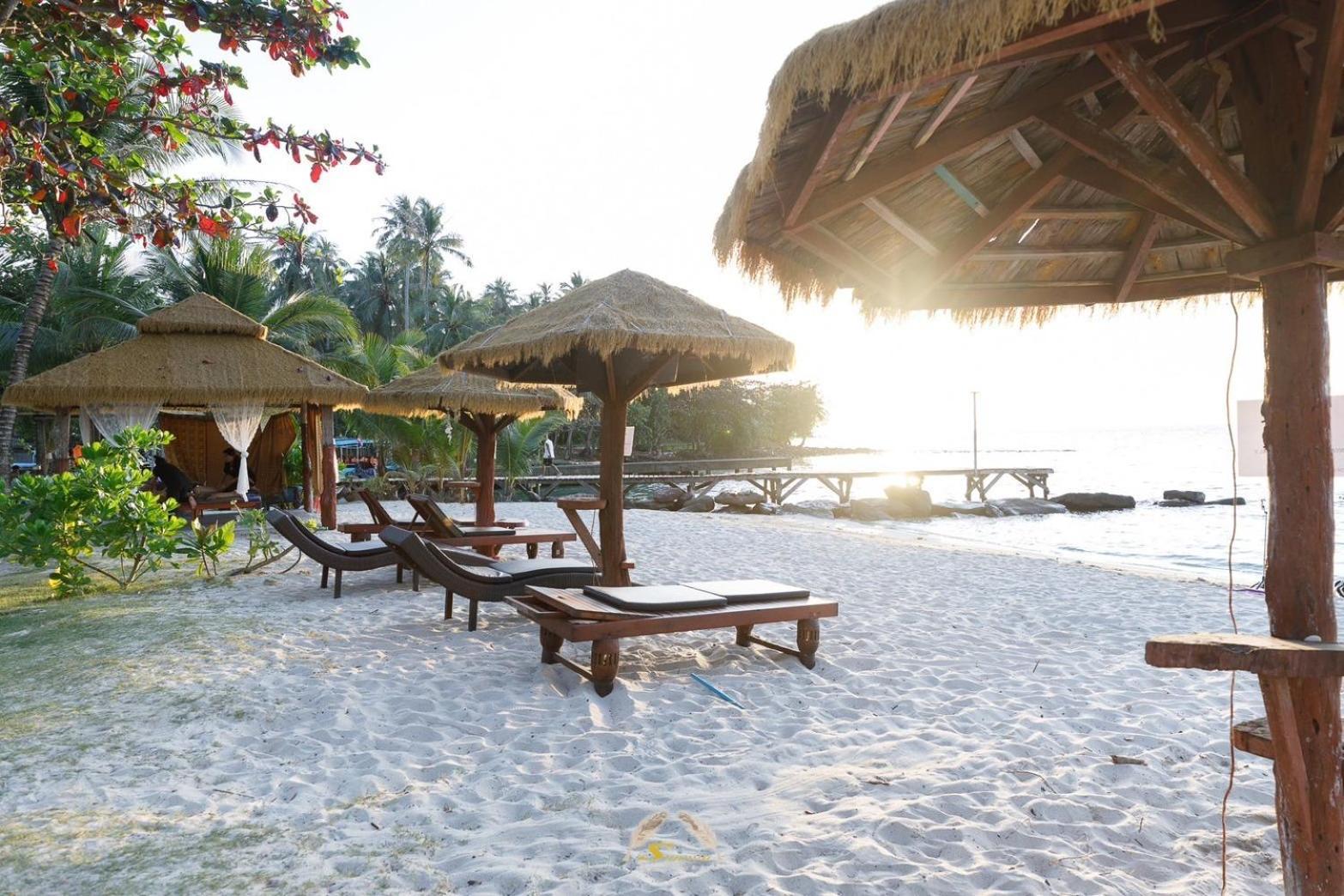 Suanya Kohkood Resort And Spa Ko Kut Exterior photo