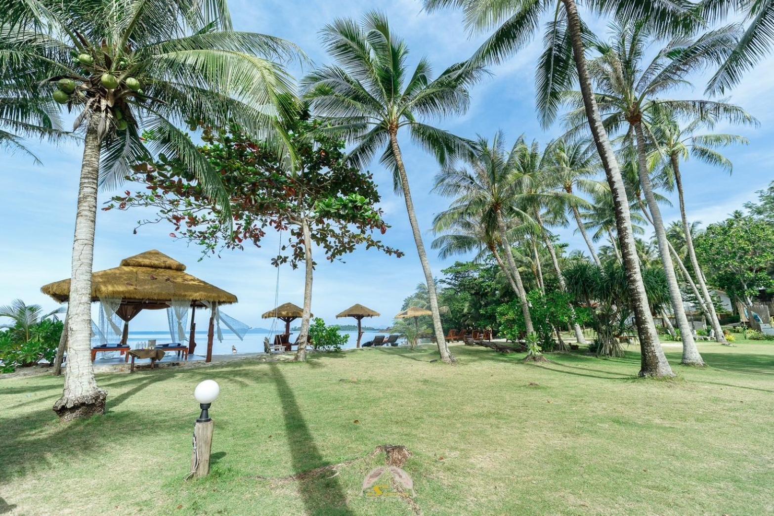 Suanya Kohkood Resort And Spa Ko Kut Exterior photo