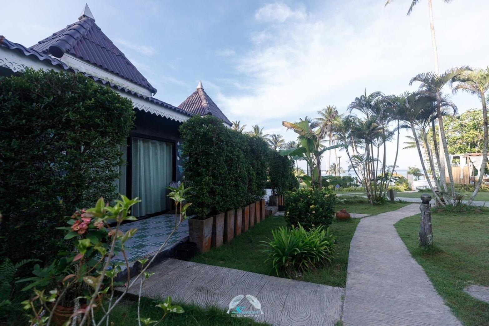 Suanya Kohkood Resort And Spa Ko Kut Exterior photo